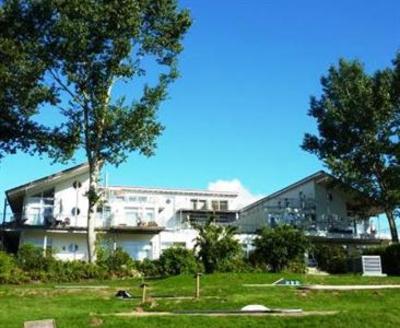 фото отеля Aparthotel Seepanorama Mirow