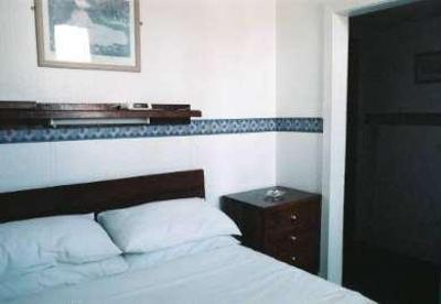 фото отеля Crescent House Hotel
