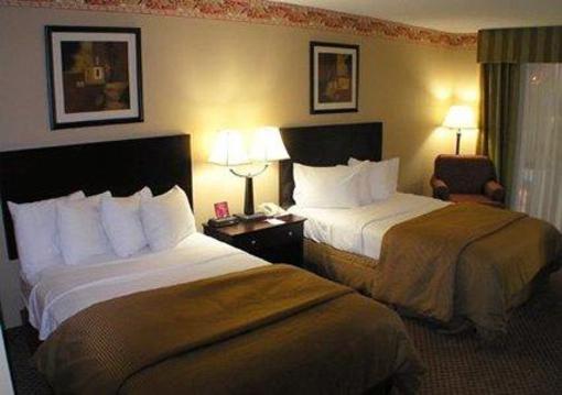 фото отеля Clarion Hotel Davenport