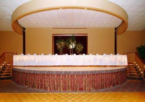 фото отеля Clarion Hotel Davenport