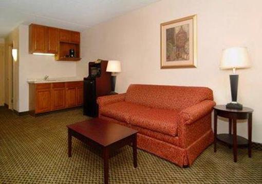 фото отеля Clarion Hotel Davenport