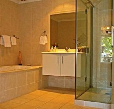 фото отеля Capo Cabana Guest House Cape Town