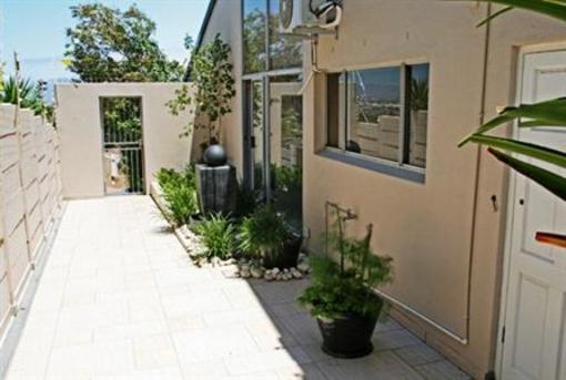 фото отеля Capo Cabana Guest House Cape Town