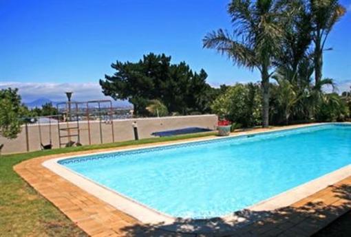 фото отеля Capo Cabana Guest House Cape Town