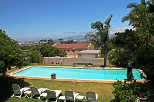 фото отеля Capo Cabana Guest House Cape Town