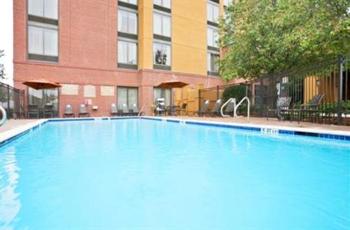 фото отеля Holiday Inn Express Hotel & Suites Irving North-Las Colinas