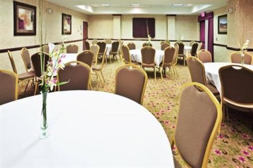 фото отеля Holiday Inn Express Hotel & Suites Irving North-Las Colinas