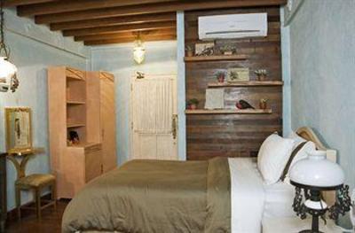 фото отеля Joaquin's Bed and Breakfast