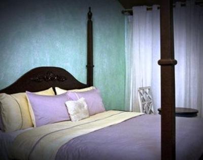 фото отеля Joaquin's Bed and Breakfast