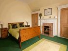 фото отеля Heatherbank Bed and Breakfast Camberley