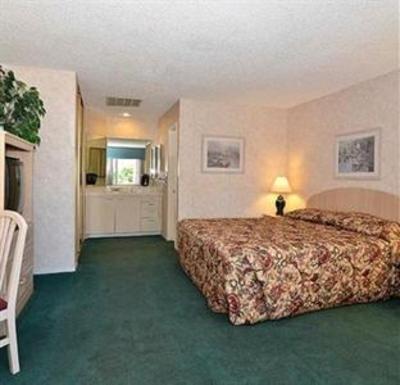 фото отеля Inn at Deep Canyon