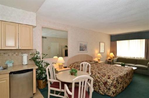 фото отеля Inn at Deep Canyon