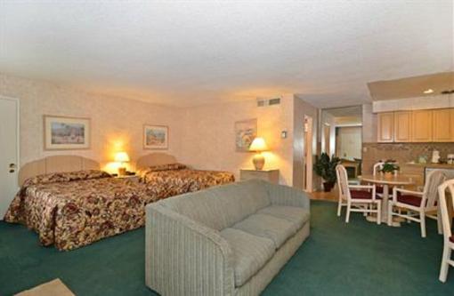 фото отеля Inn at Deep Canyon