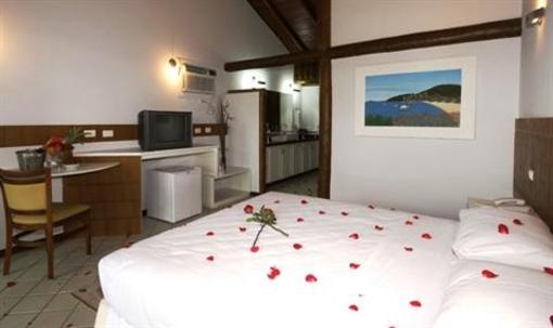 фото отеля Pontal Da Ferradura Resort Buzios