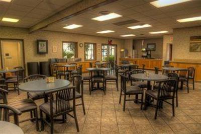 фото отеля BEST WESTERN Center Pointe Inn