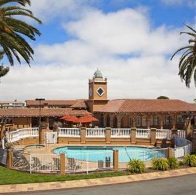 фото отеля BEST WESTERN PLUS El Rancho Inn & Suites