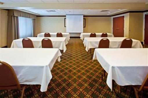 фото отеля Holiday Inn Express Hotel & Suites Lexington- Downtown / University