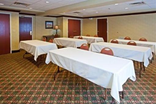 фото отеля Holiday Inn Express Hotel & Suites Lexington- Downtown / University