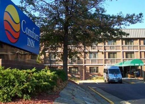фото отеля Comfort Inn Dulles International Airport