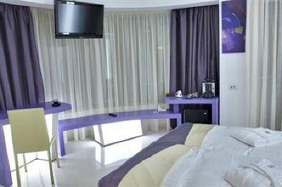 фото отеля Hotel Christina Bucharest