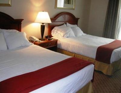 фото отеля Holiday Inn Express Hotel & Suites Erie Summit Township