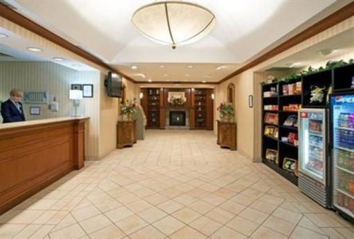 фото отеля Holiday Inn Express Hotel & Suites Erie Summit Township