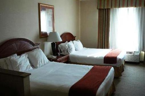 фото отеля Holiday Inn Express Hotel & Suites Erie Summit Township