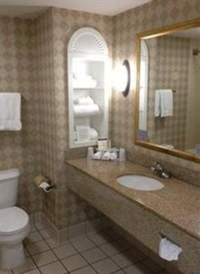 фото отеля Holiday Inn Express Hotel & Suites Erie Summit Township