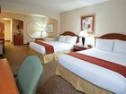 фото отеля Holiday Inn Express Hotel & Suites Erie Summit Township