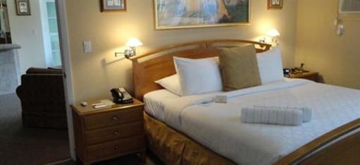 фото отеля Hotel Lush Royale - All Male Gay Resort