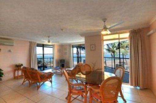 фото отеля Bayview Beach Holiday Apartments Gold Coast