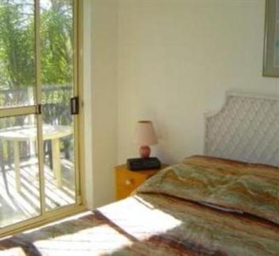 фото отеля Bayview Beach Holiday Apartments Gold Coast