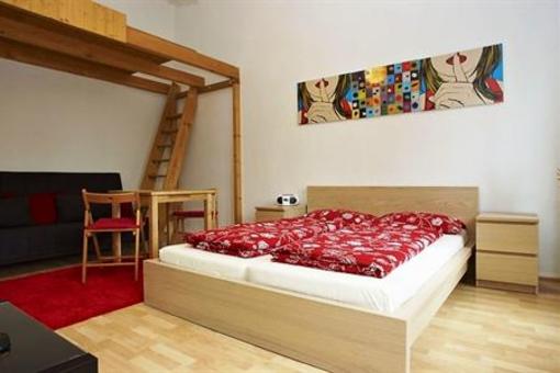 фото отеля Bearlin City Apartment Olivaerplatz Berlin