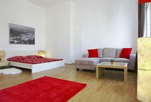 фото отеля Bearlin City Apartment Olivaerplatz Berlin