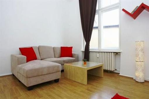 фото отеля Bearlin City Apartment Olivaerplatz Berlin