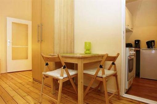 фото отеля Bearlin City Apartment Olivaerplatz Berlin