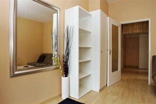 фото отеля Bearlin City Apartment Olivaerplatz Berlin