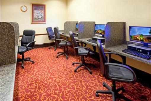 фото отеля Crowne Plaza North Dallas-Addison