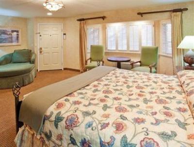 фото отеля Holiday Inn Express South Lake Tahoe