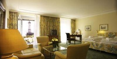 фото отеля Hotel Bayerischer Hof Lindau