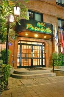 фото отеля Tulip Inn Hotel Presidente Santiago