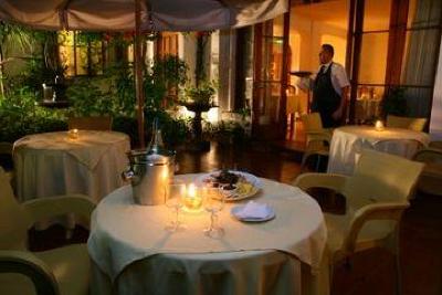 фото отеля Tulip Inn Hotel Presidente Santiago