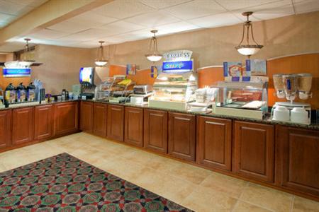 фото отеля Holiday Inn Express Easton