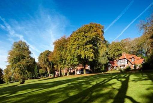 фото отеля Coed-Y-Mwstwr Hotel Bridgend