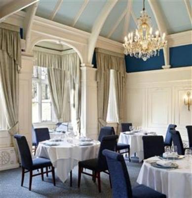 фото отеля Coed-Y-Mwstwr Hotel Bridgend