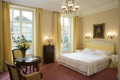 фото отеля Hotel d'Europe Avignon