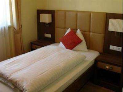 фото отеля Hotel Guter Hirte