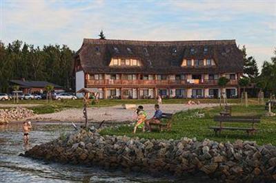 фото отеля Hotel Restaurant Cafe Haffhus Ueckermünde