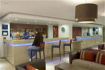 фото отеля Holiday Inn Express Exeter