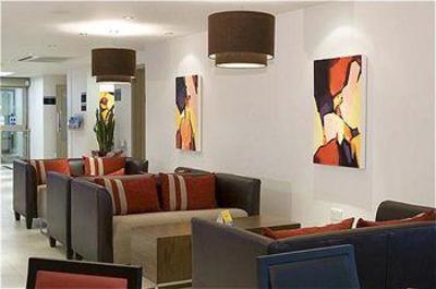 фото отеля Holiday Inn Express Exeter